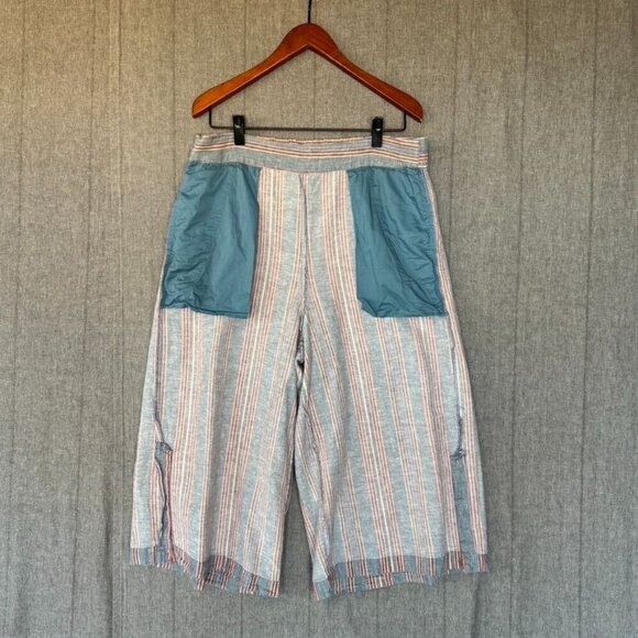 Madewell Side-Button Huston Pull-On Crop Pants in Blue Vintage Rainbow Stripe - Picture 8 of 14